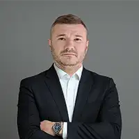 Alex Neacșu — Fondator Radical Service