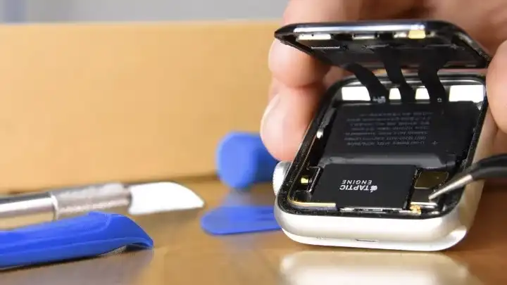 Testare completă Apple Watch după reparație